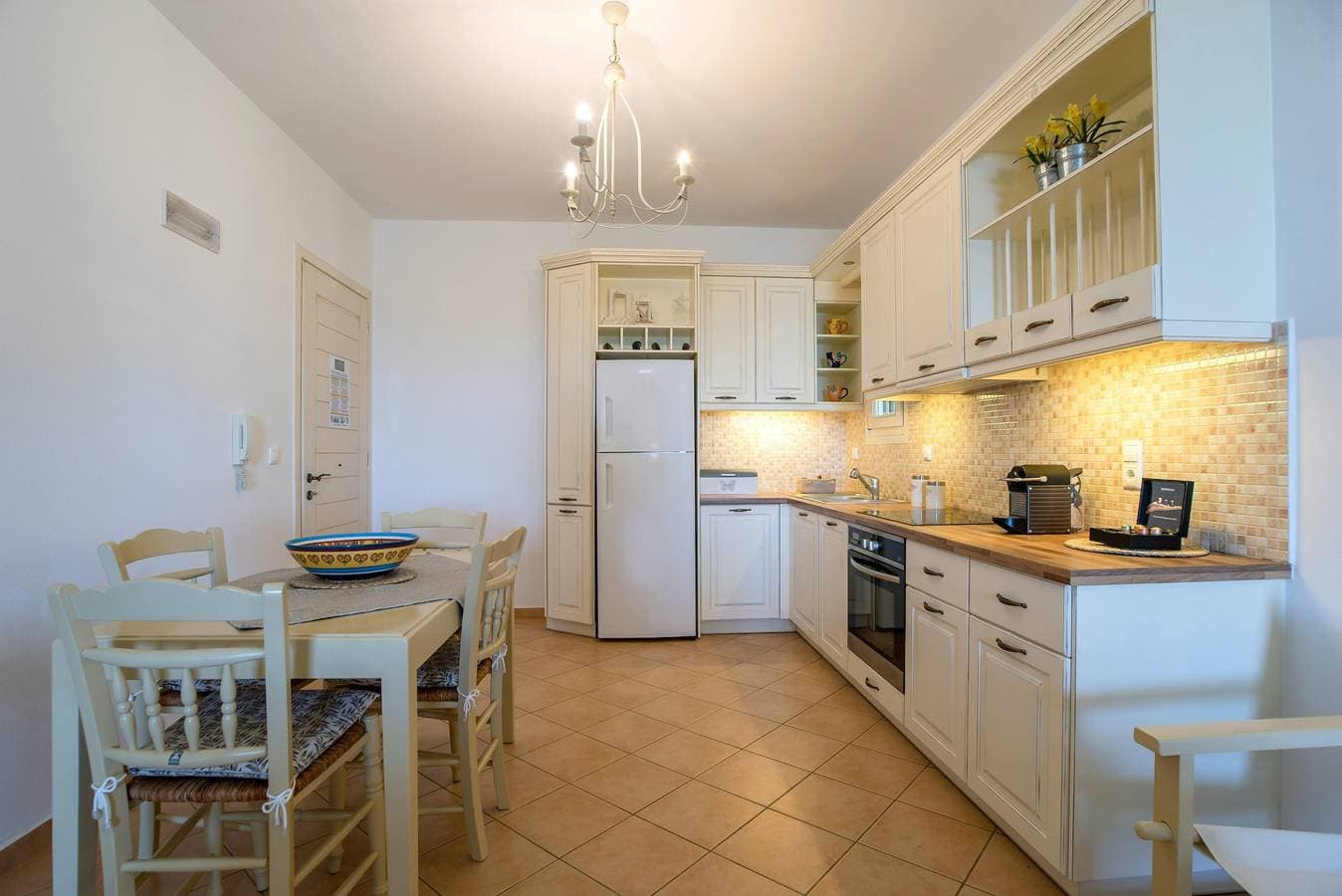 Foto 4 von 29: Apartment im Hotel '9 Muses - Erato, Euterpe -' mit Meerblick, WLAN und Klimaanlage