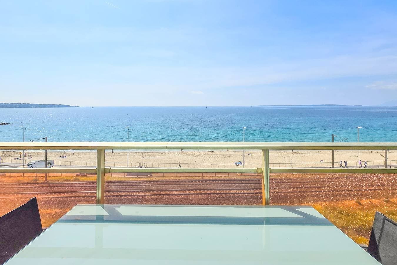Foto 2 von 23: Ferienwohnung für 4 Personen mit Balkon