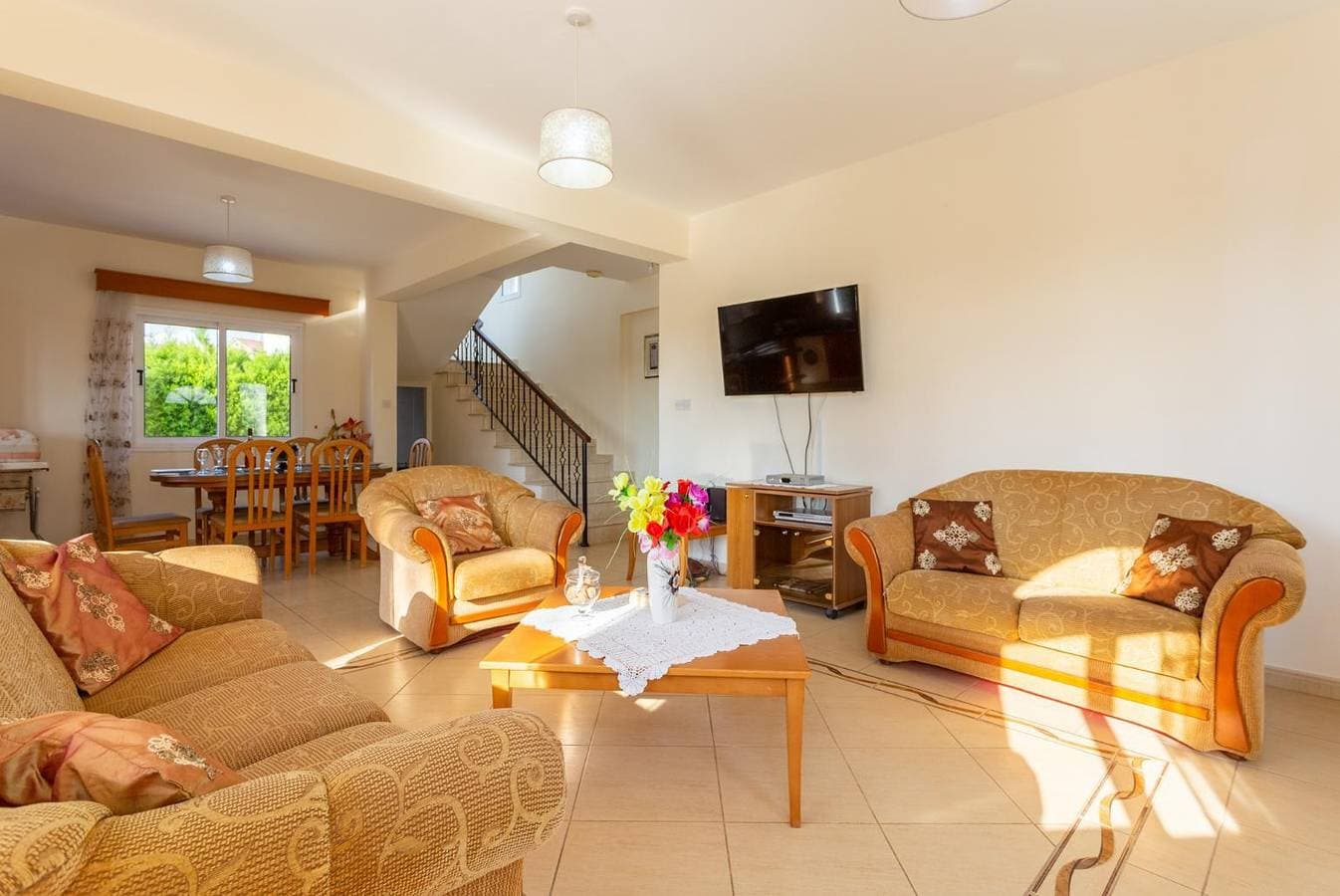 Foto 10 von 34: Villa für 6 Personen mit Garten