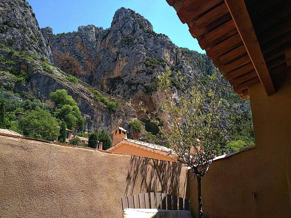 La Maison de Moustiers 1