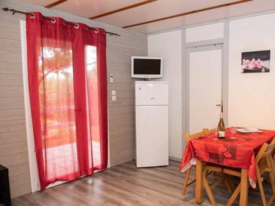 Foto 9 von 32: Village de gîtes Le Mas de la Grenouillère - Landhaus 6 personen - Ferienhaus