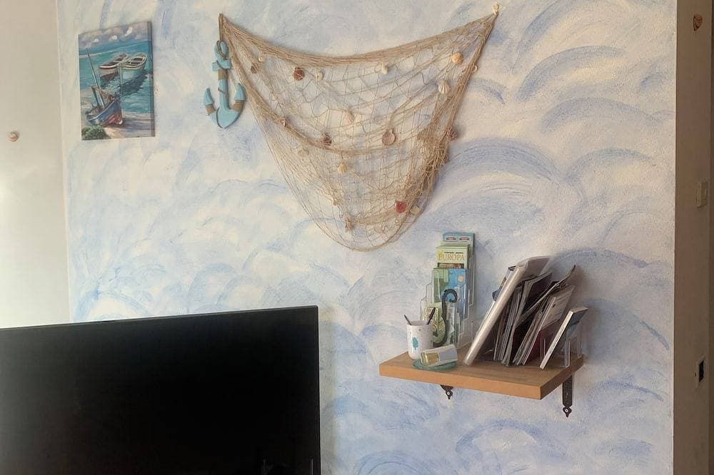 Foto 11 von 20: Cozy cottage near the sea, in a quiet and peaceful village
