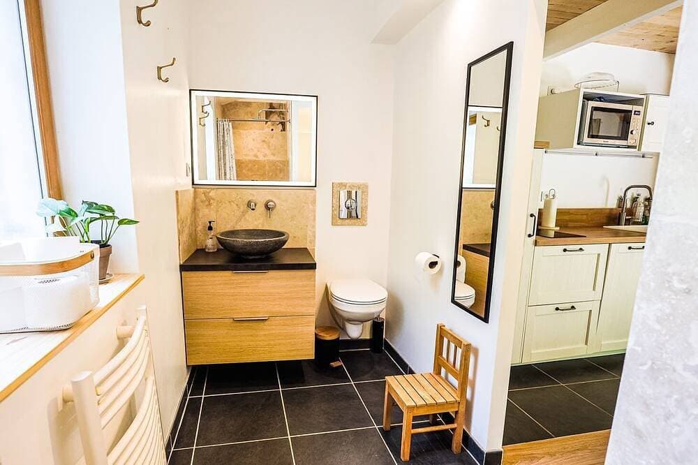 Foto 5 von 30: Une Maison Tout Confort, son Grand Terrain Nature et sa Piscine Juste Pour Vous!