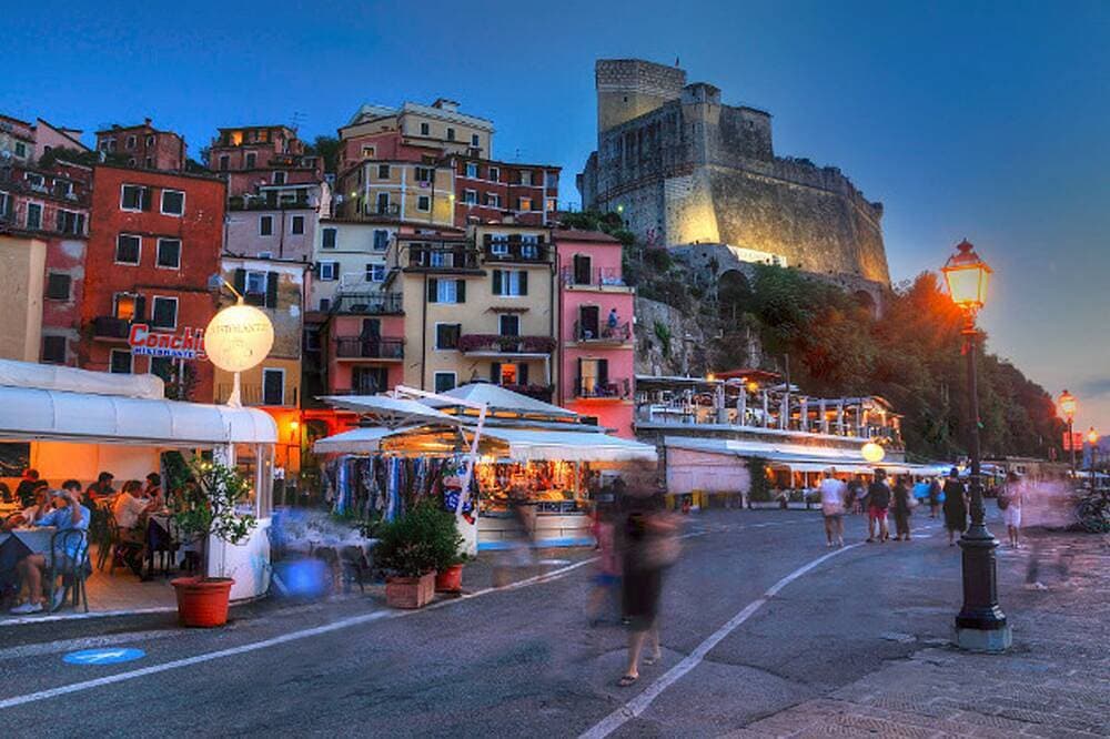 Foto 10 von 29: Lerici, Fussgängerzone, Dachterrasse, 80mt vom Meer, Wifi, Einkauf zu Fuss