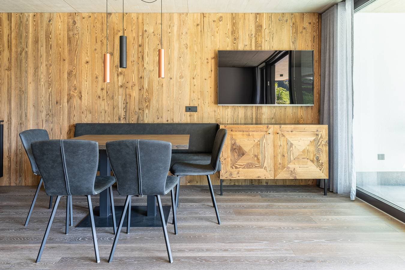 Foto 10 von 20: Ferienwohnung 'Köfele Lodge Rosa' mit Bergblick, Gemeinschaftspool und WLAN