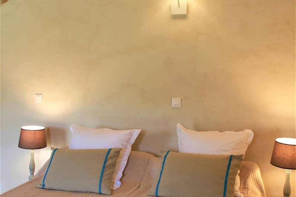 Foto 2 von 19: Ein Ferienhaus Senteurs De Garrigue bietet Ruhe und Frieden in einer Ecke der Natur