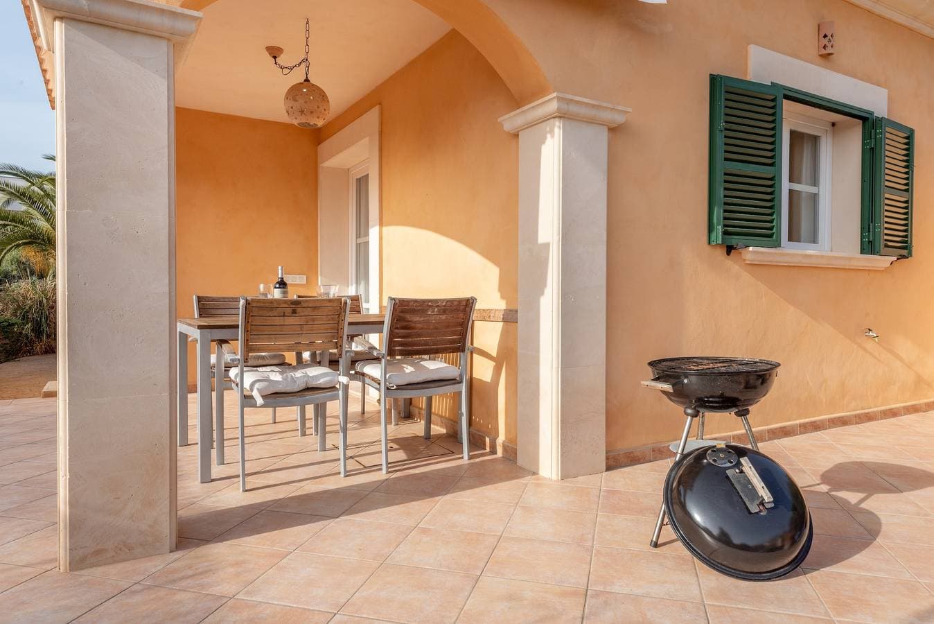 Foto 8 von 30: Traumhaftes Ferienhaus mit Pool, WLAN und Terrasse; Parkplätze vorhanden