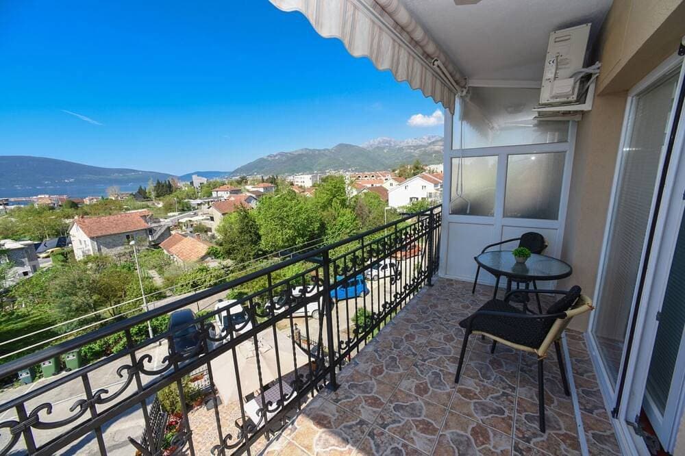 Foto 8 von 10: D&D Apartments Tivat - Apartment with 2 beds - No.7