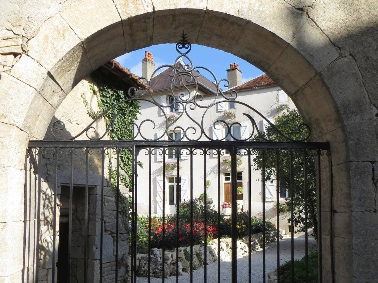 Le Bailli de Montsaugeon 1