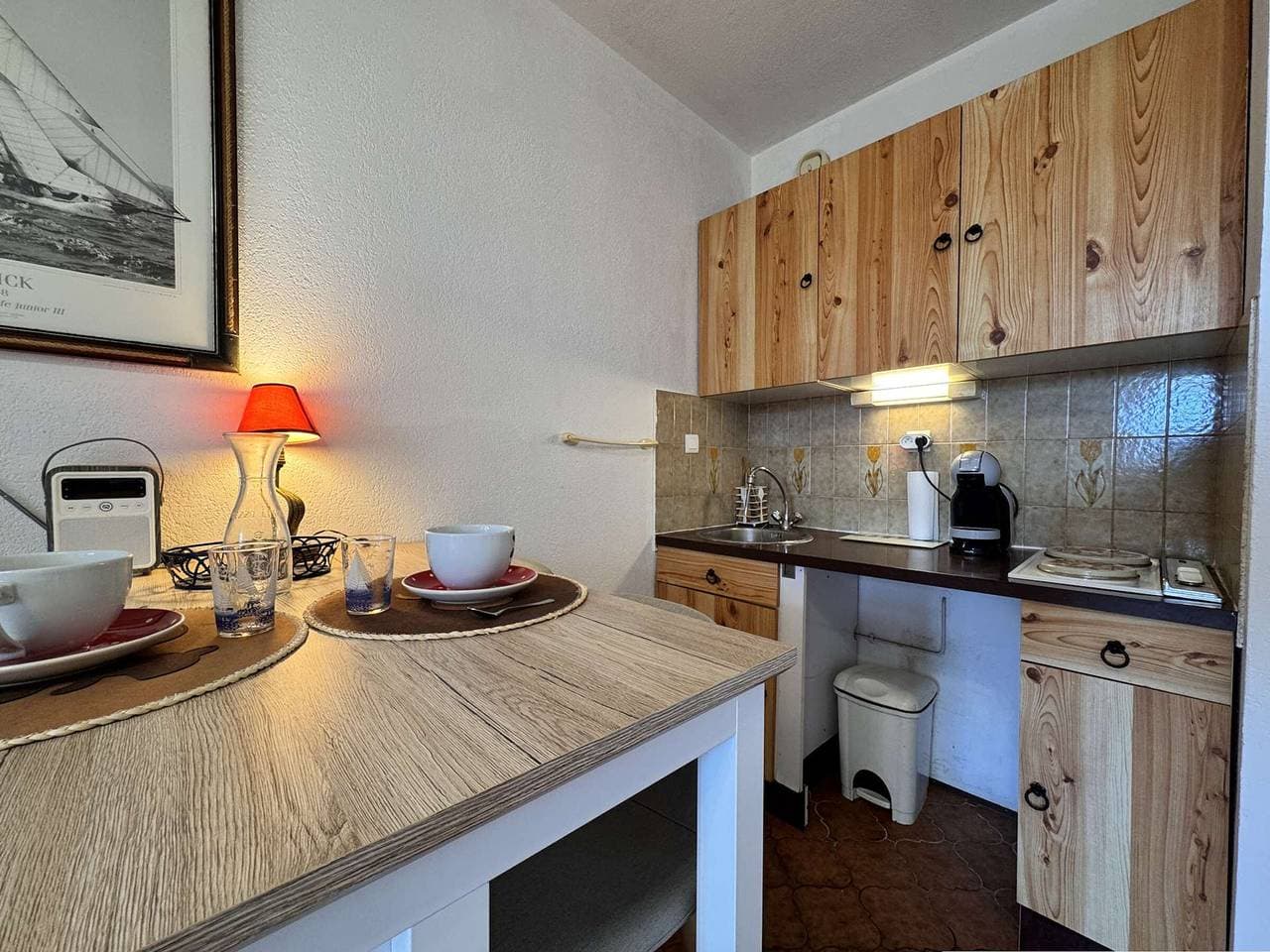 Foto 5 von 10: Ruhiges Studio mit Loggia - 2 Pers, Parkplatz, nahe Strand