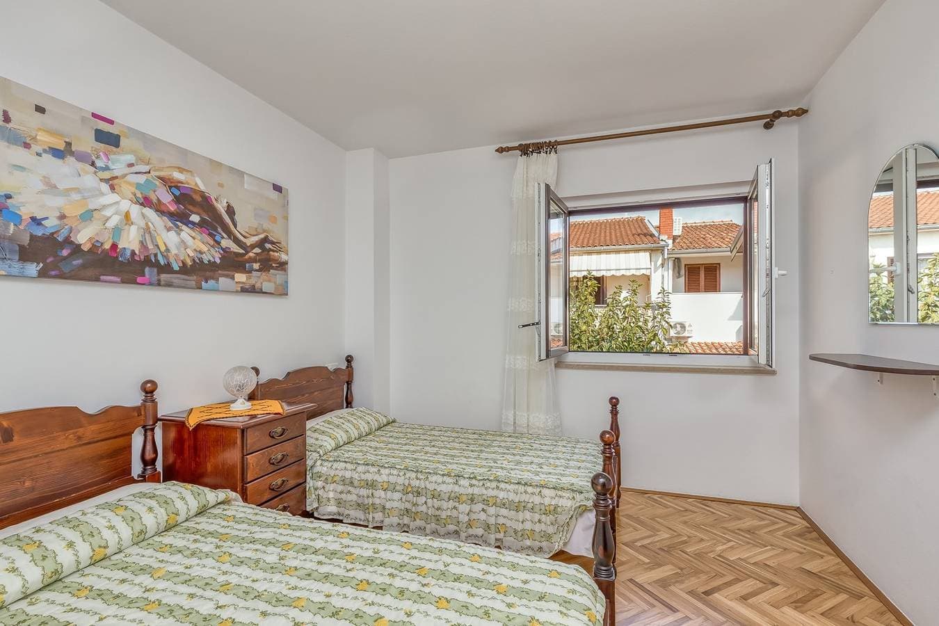 Foto 12 von 27: Ferienwohnung Silva V mit Balkon und Gartenblick