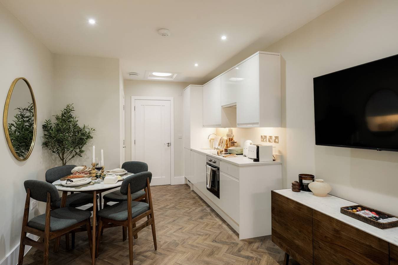 Foto 5 von 21: Your Apartment | Bristol Clifton Road Apartments | No.2