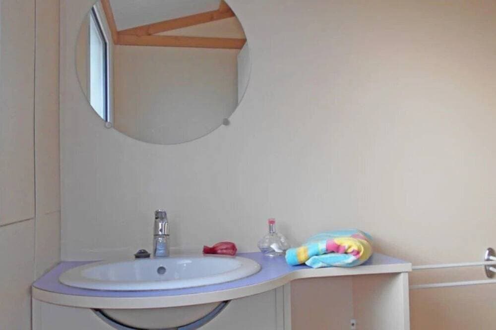 Foto 3 von 21: ZEcamping 3* familial  dog friendly mobil-home TV 22m2 4 pers