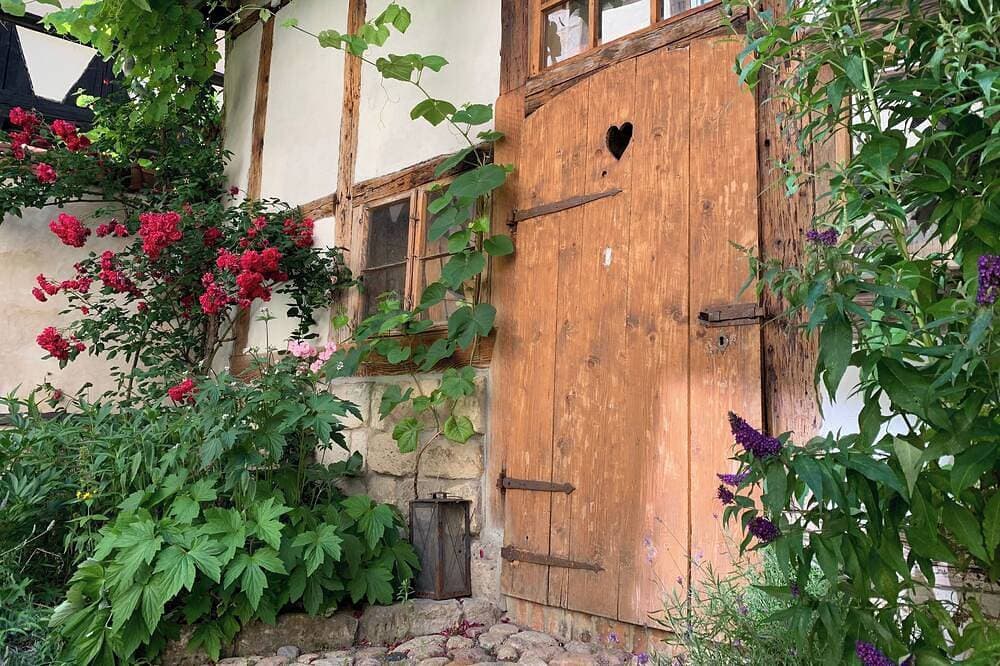 Foto 8 von 30: ⭐️ himmlischer Hof - Juwel von 1477 mit Parken, 55m², Kamin/Außensitzplatz/Öko