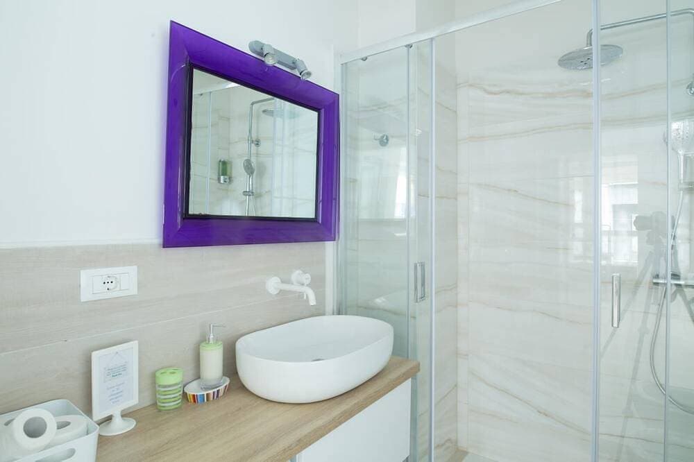 Foto 6 von 22: Marconi Apartment 2 - Bright one-bedroom apartment in the city center