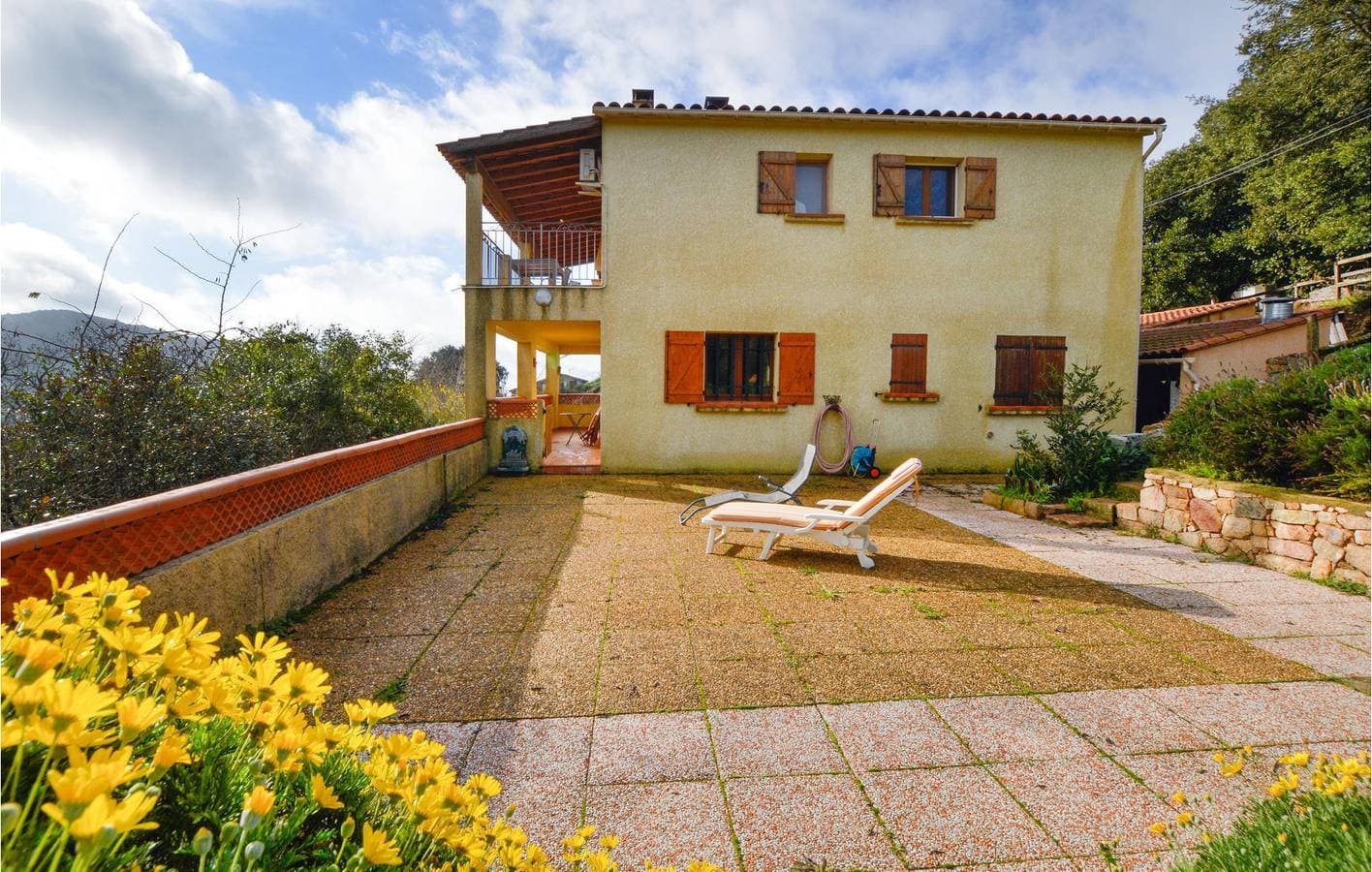 Foto 12 von 22: Gemütliche Wohnung mit Pool, Terrasse & Wifi
