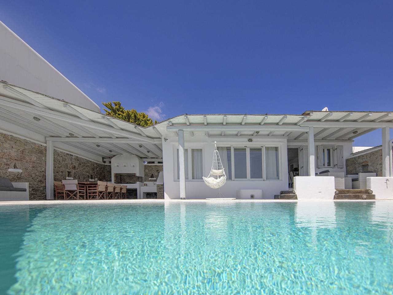 Villa in Mykonos mit Meerblick und Pool 1