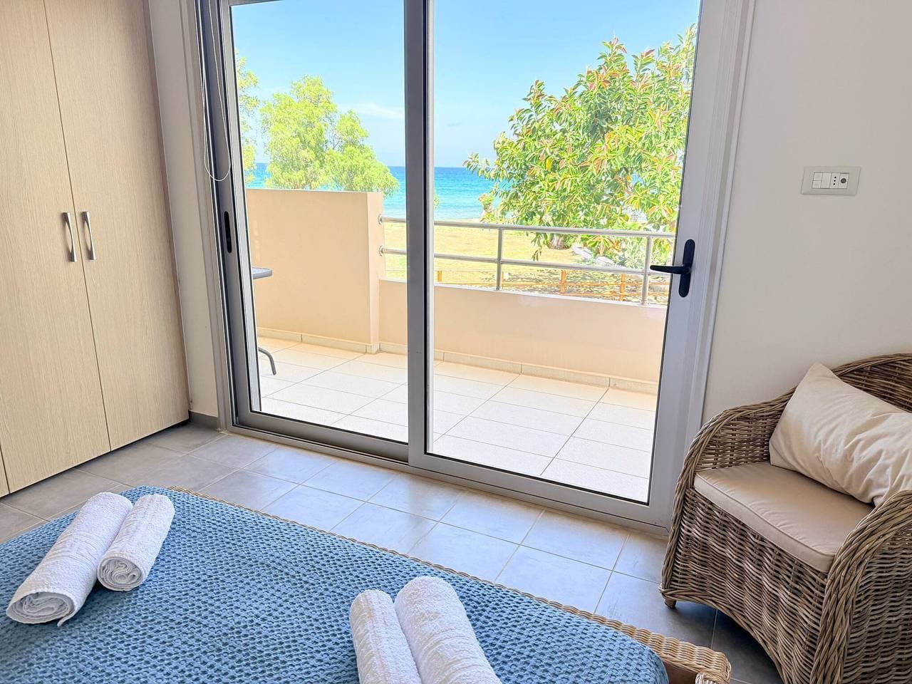 Foto 7 von 26: Fifty Shades of Blue 10 Sek. zum Meer 5Pl 2Bd 2Ba