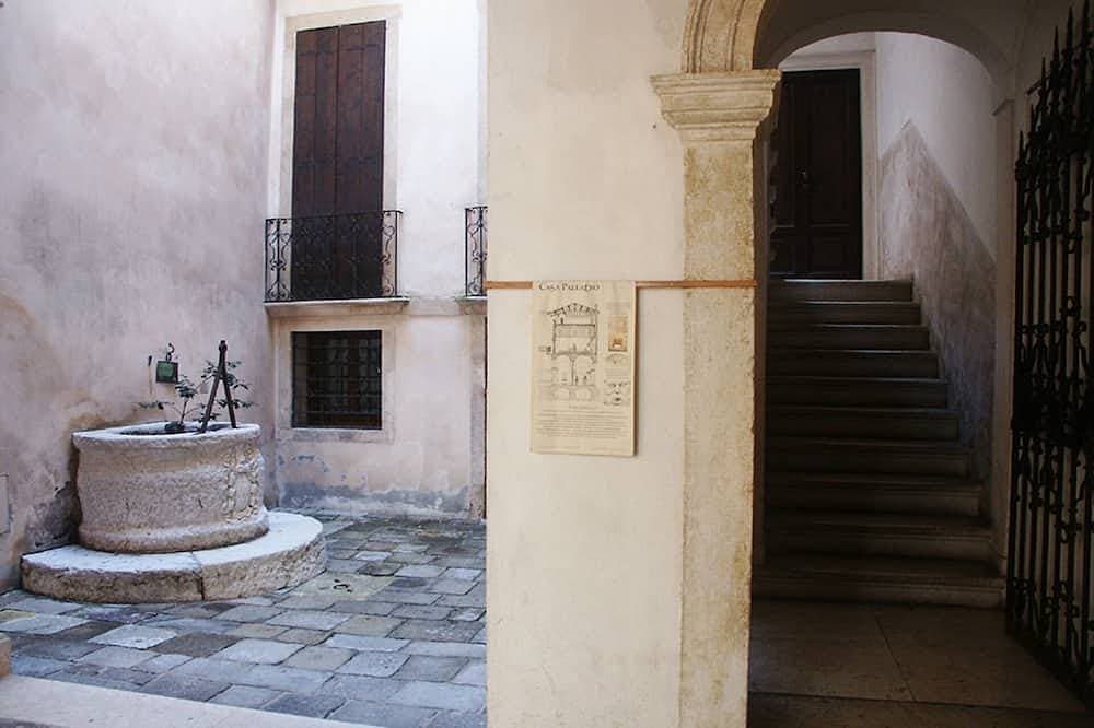 Foto 11 von 25: Studio im Casa Cogollo, genannt \"Haus des Palladio\" im historischen Zentrum von Vicenza: