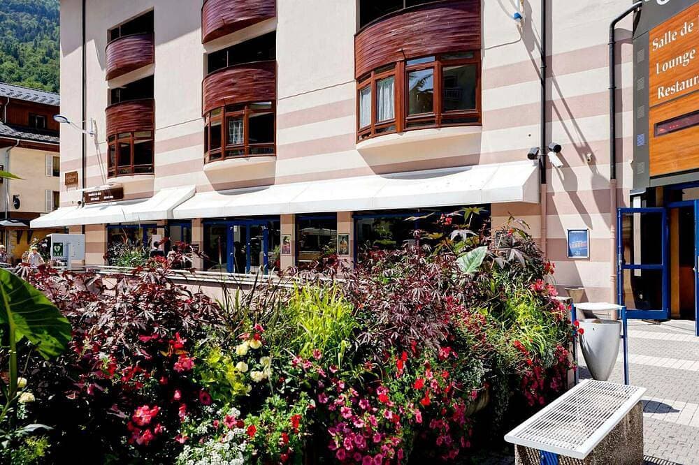 Foto 8 von 23: Gemütliches Studio mit Balkon und WiFi in Brides