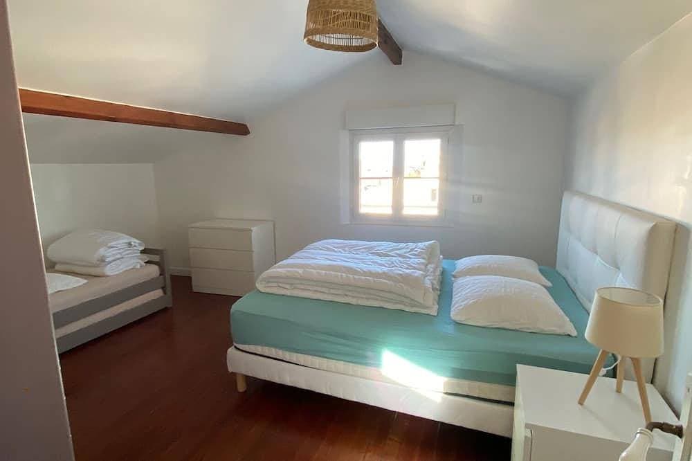 Foto 4 von 11: Beautiful Duplex of 80 M² for 6 /7 Pers, 100 Meters From The Beach, garden of 1000 m².