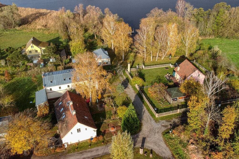 Foto 12 von 30: Großzügiges Haus mit Seeblick, Garten und Ruderboot am Beetzsee