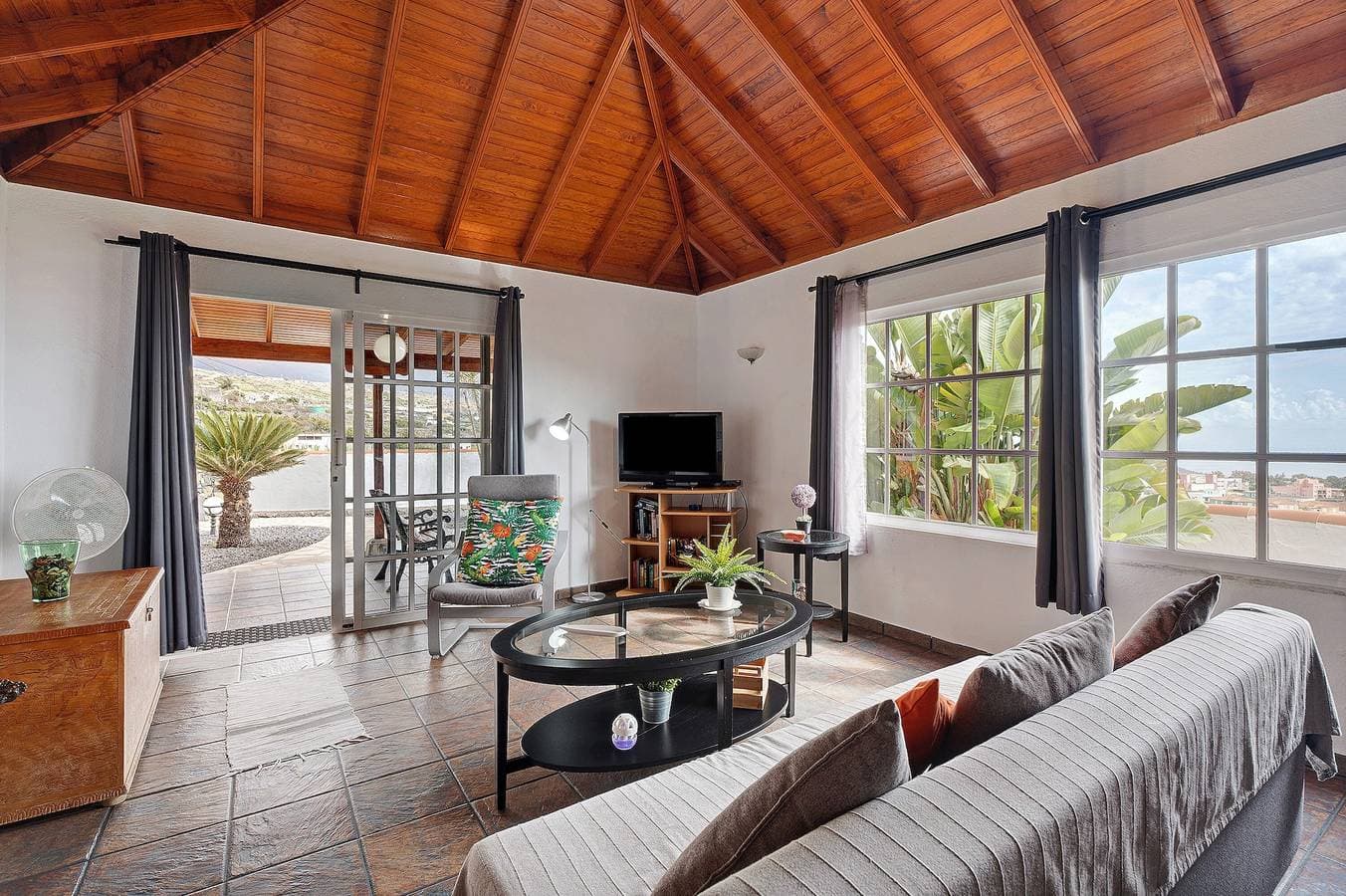 Foto 3 von 31: Ferienhaus 'Casa Óscar' mit Bergblick, privatem Pool und WLAN