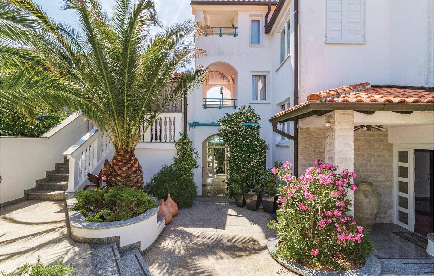 Foto 7 von 55: Gemütliche Ferienwohnung mit Meerblick, Pool, WLAN und Parkplatz – 1,5 km vom Strand entfernt