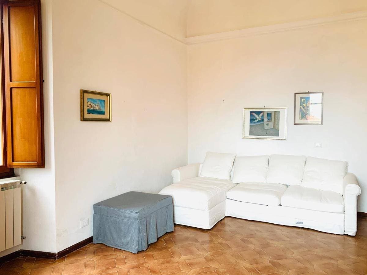 Foto 5 von 37: One-Bedroom Apartment