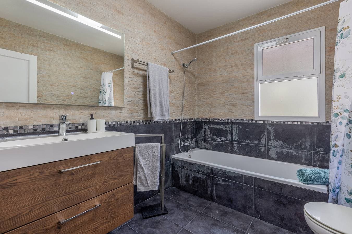 Foto 12 von 27: Ferienhaus 'Betta' mit privatem Pool, Garten und WLAN