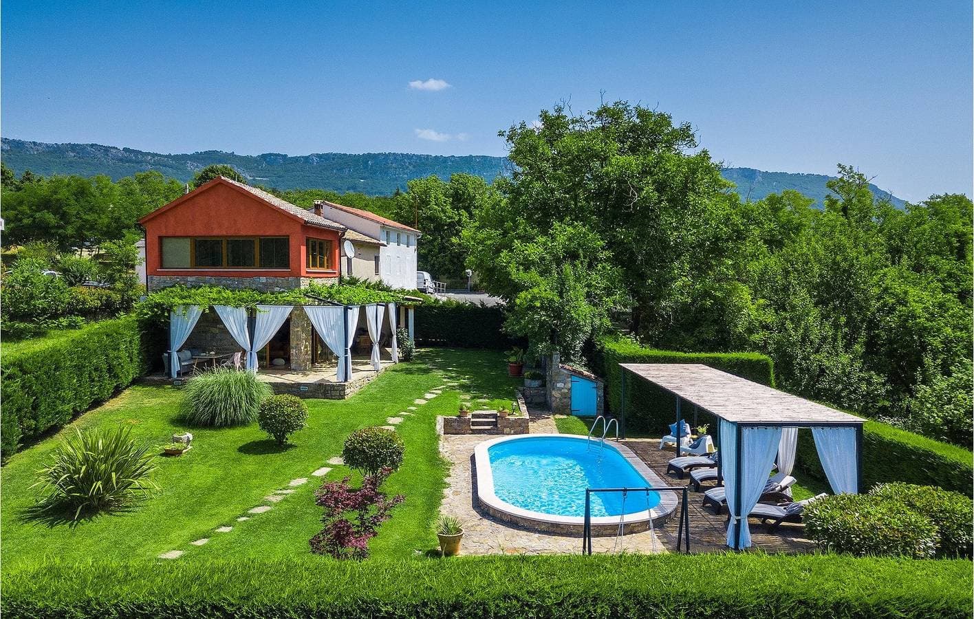 Foto 4 von 58: Charmantes Apartment 2,5 km von Buzet entfernt: Apartment am Pool mit WLAN und Parkplatz