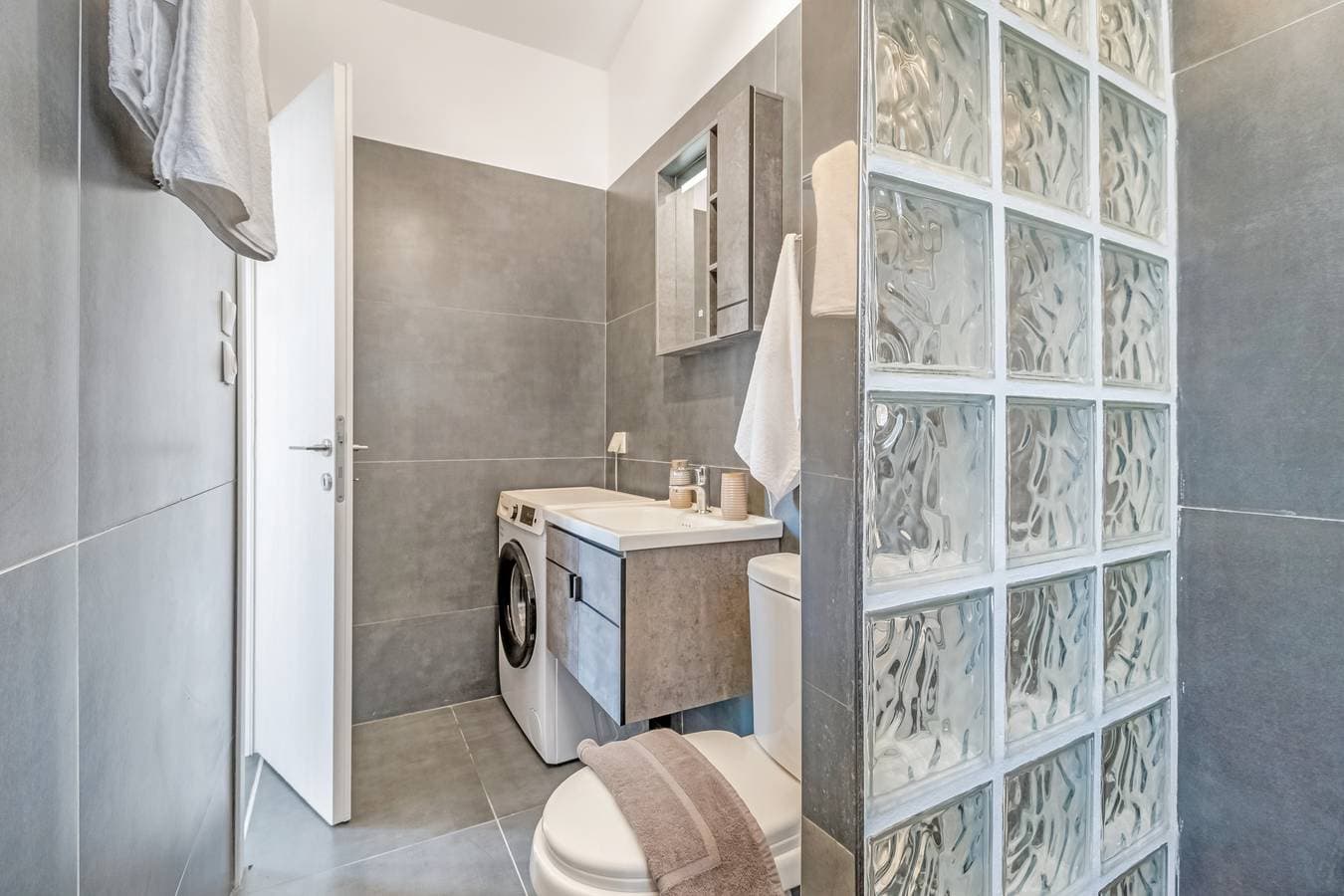 Foto 12 von 21: Villa "Μyrtali" mit Meerblick, 2 privaten Terrassen und WLAN