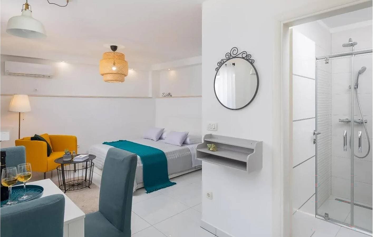 Foto 3 von 16: Apartment mit Meerblick, WLAN, Terrasse und Parkplatz – 300 m vom Strand entfernt