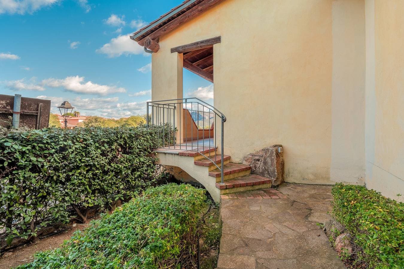 Foto 7 von 31: Ferienwohnung 'Orizzonti 31' mit Meerblick, privater Terrasse und Klimaanlage