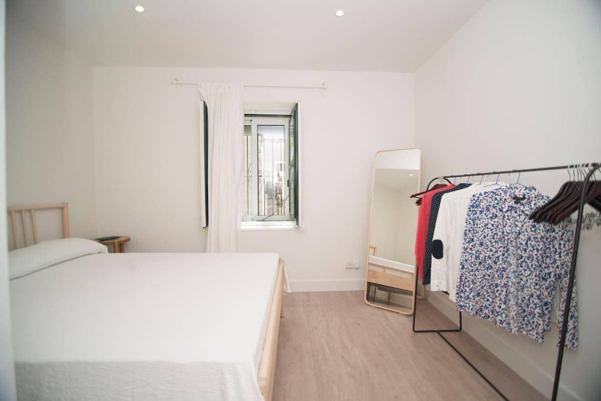 Foto 5 von 13: Two-Bedroom Apartment