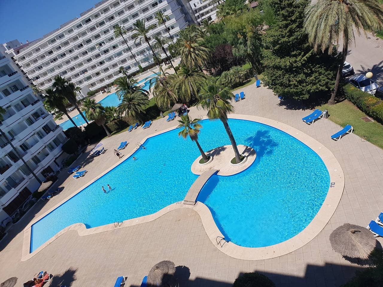 Foto 4 von 34: Ferienwohnung „Alcudia Sea“ mit großem Balkon, Poolblick und WLAN (Home Office)