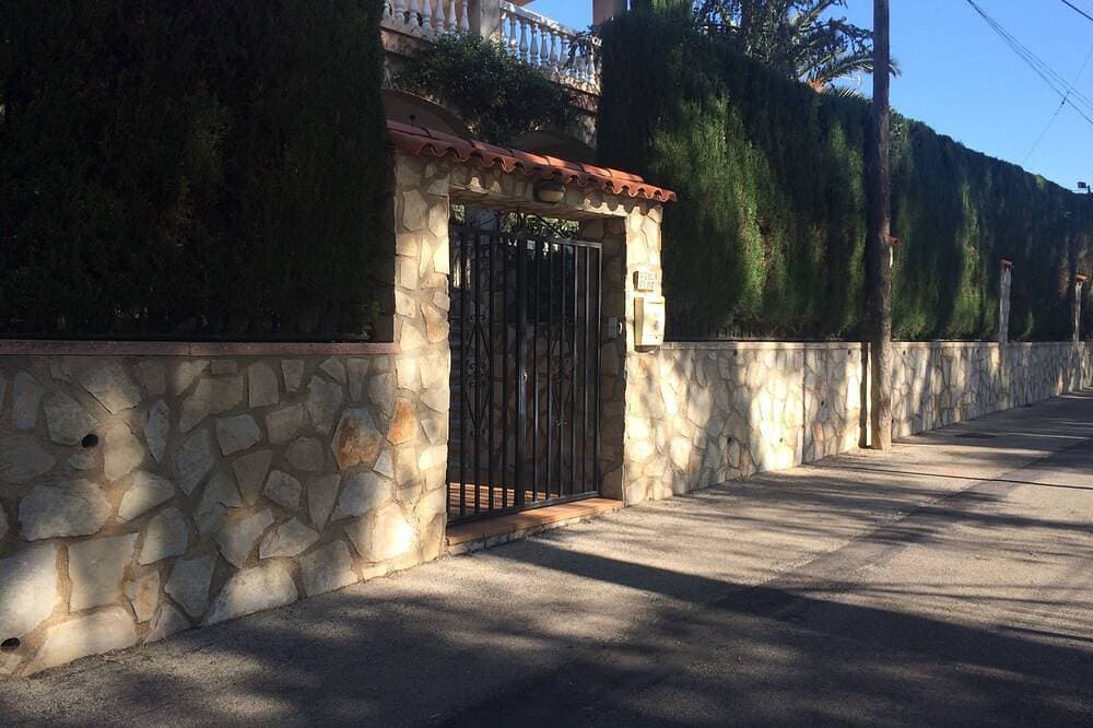 Foto 8 von 30: Schöne Villa inmitten üppiger Gärten, privater Pool, für 6 Personen
