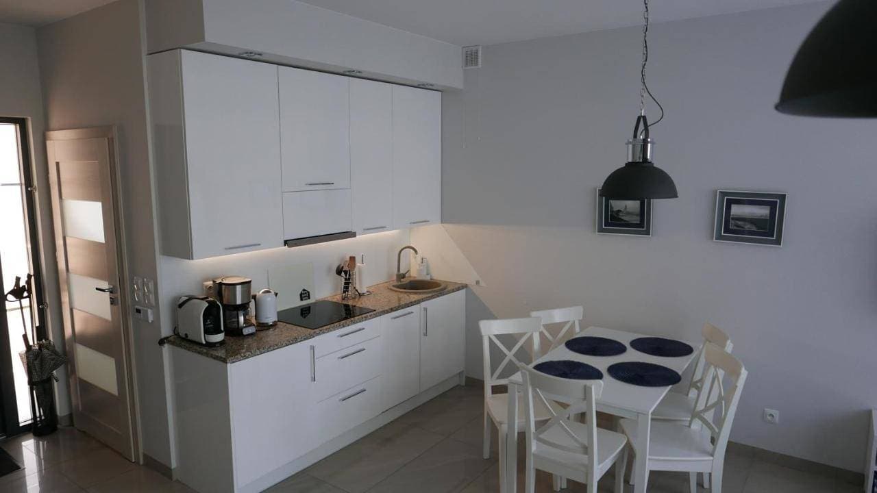 Foto 4 von 33: Two-Bedroom Apartment