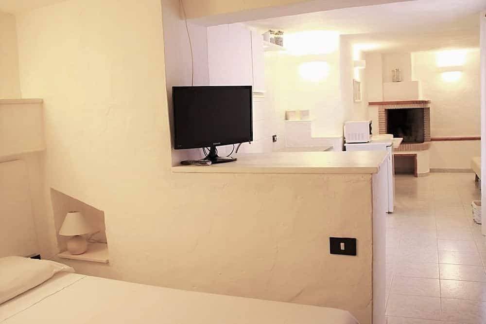 Foto 3 von 30: Studio Waterfront Cala Caterina, Villasimius, direct access to the beach, Wi-Fi