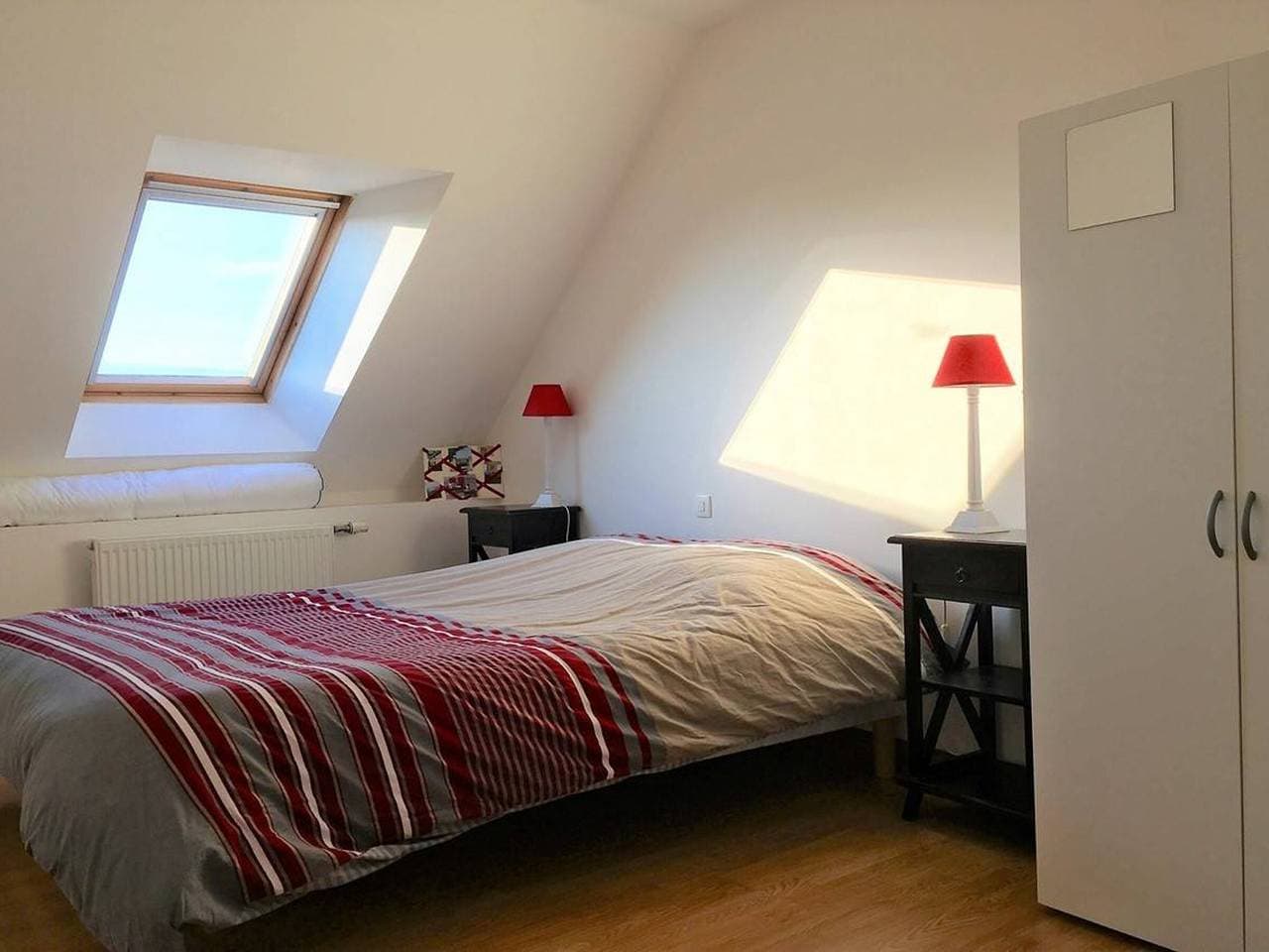 Foto 4 von 15: Renoviertes Bretonenhaus mit WIFI in Trébeurden, 3 Schlafzimmer für 6 Pers. Privatparkplatz