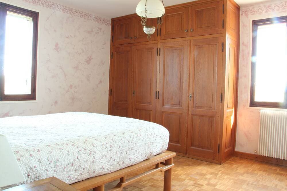 Foto 4 von 25: Schönes großes Einfamilienhaus mit Pool in der Ardèche