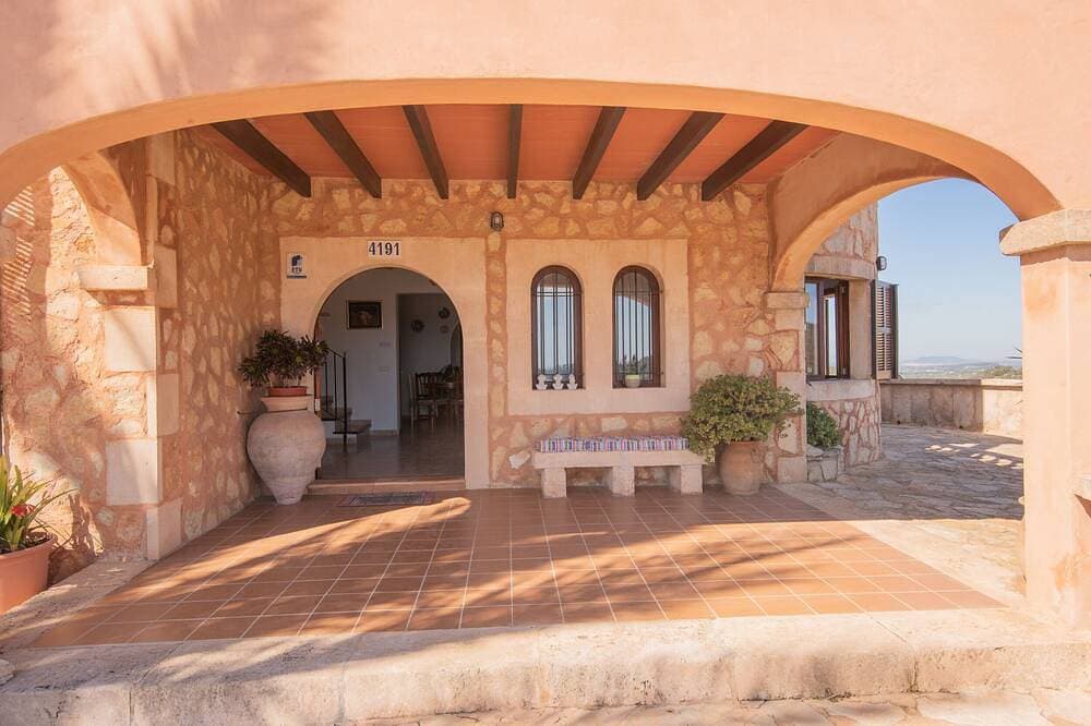Foto 8 von 30: Schöne Naturstein-Finca für 7 Personen mit Ausblick, privatem Pool, Klima, Wlan.