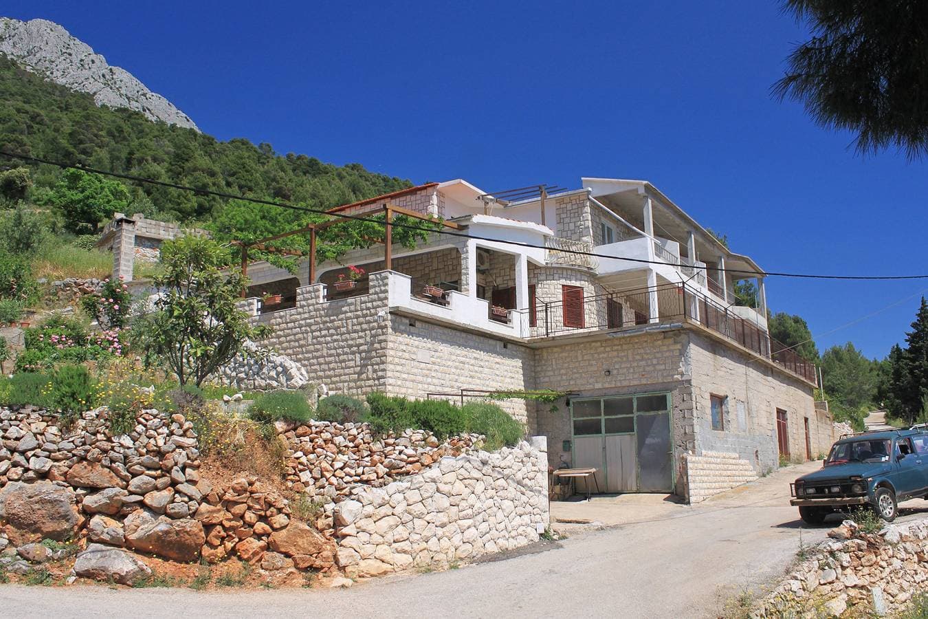 Foto 4 von 22: Studio Appartement mit Terrasse und Meerblick Sveta Nedilja, Hvar As-8792-a
