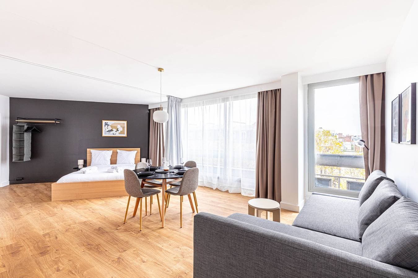 Foto 7 von 17: GuestReady - Black pearl close to the metro