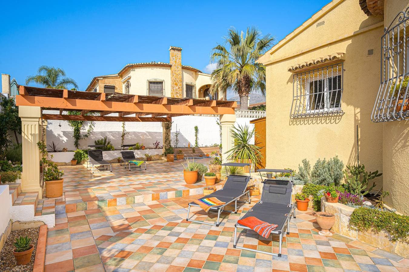Foto 5 von 26: Ferienwohnung "La Mandarina" mit Bergblick, Pool, WLAN, Klimaanlage und Terrasse
