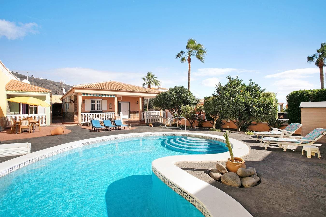 Eveas - Villa with Pool in Tenerife 1