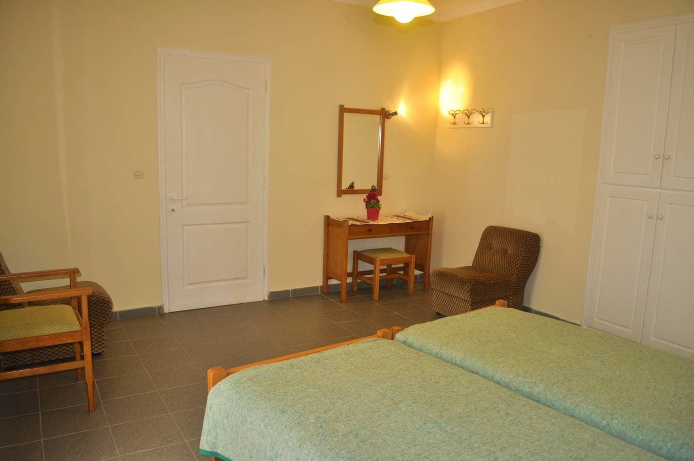 Foto 10 von 18: Studio Appartements “yannis” am Strand von Agios Gordios auf Korfu