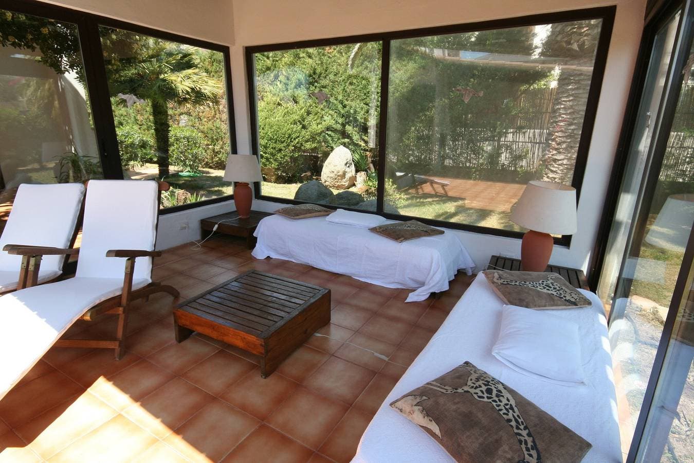 Foto 8 von 27: Villa '12' mit privater Terrasse, WLAN und Klimaanlage
