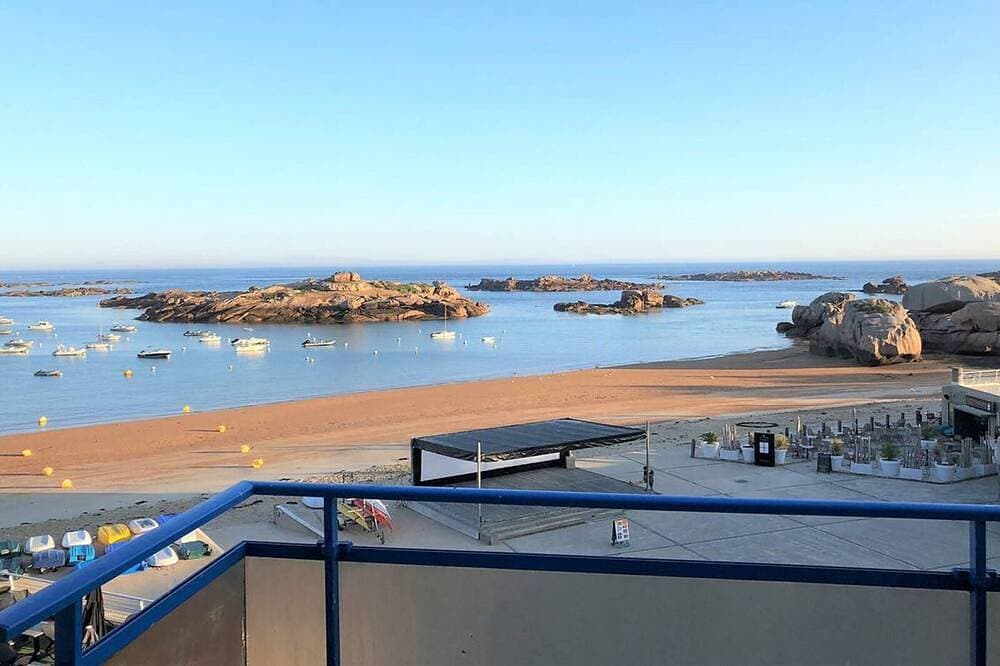 Foto 12 von 13: 3*-Apartment mit Balkon und Parkplatz gegenüber dem Strand von Trégastel