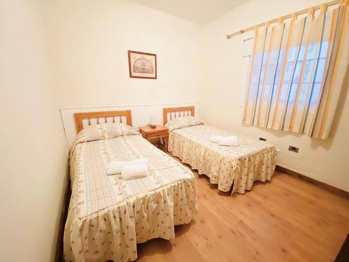 Foto 3 von 20: Two-Bedroom Holiday Home